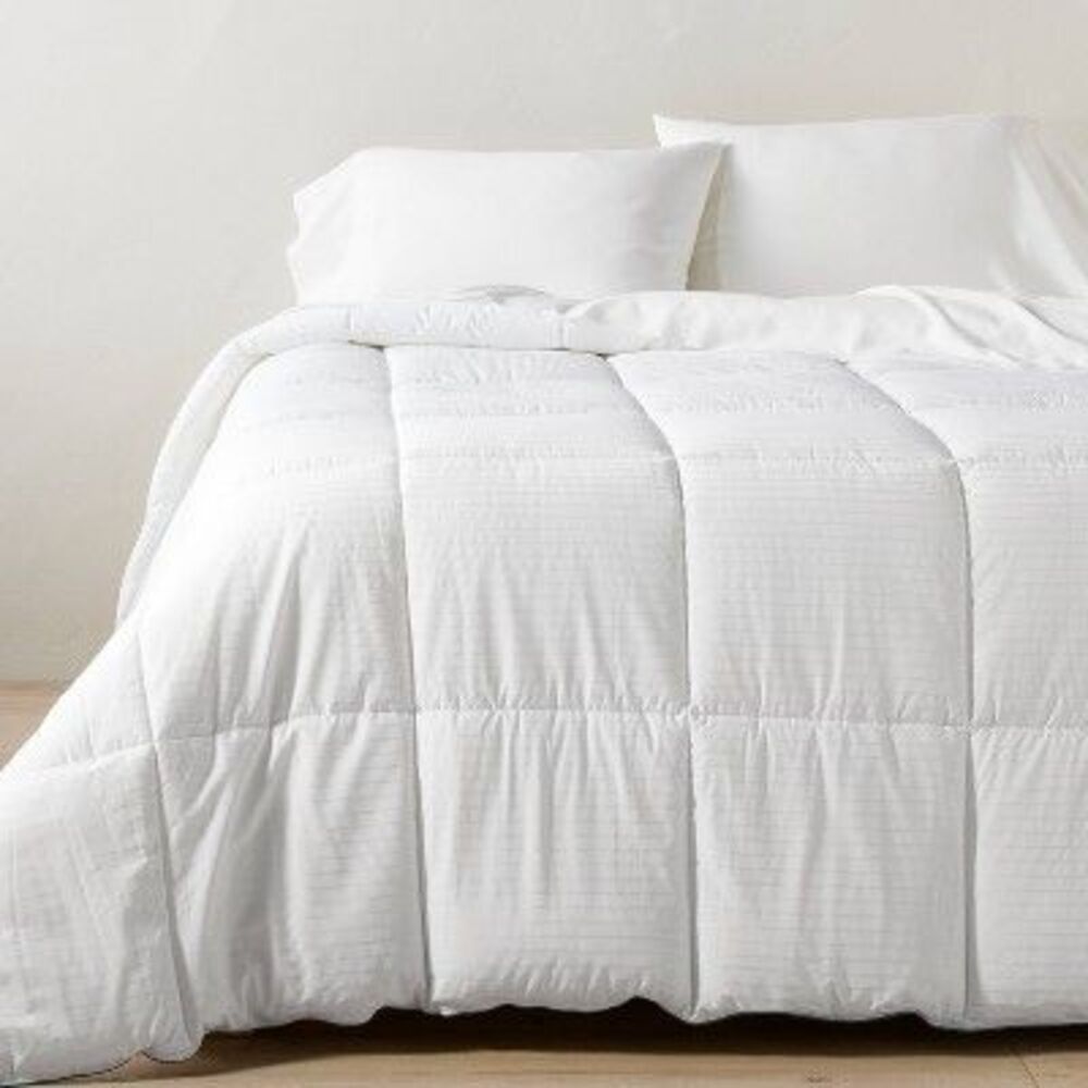 Casaluna - Full/Queen Cooling+ Down Alternative Cool Contact  White